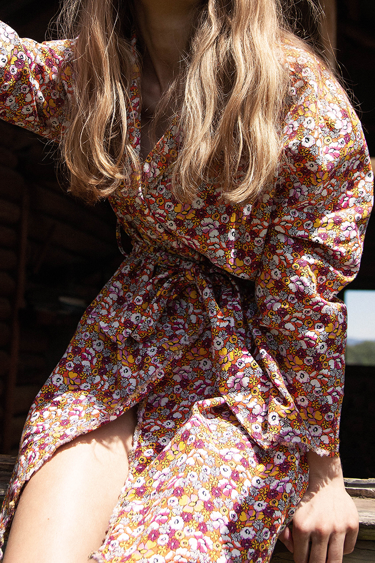 Signature Robe - Poppy